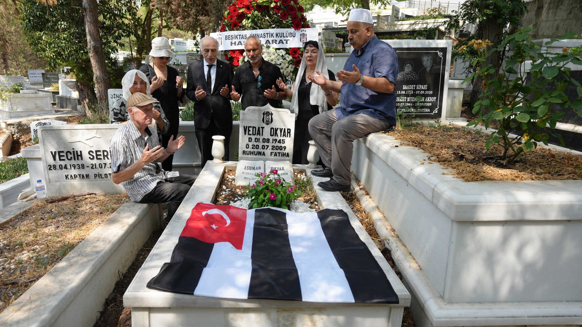 Beşiktaş, Vedat Okyar'ı Unutmadı: Duygusal Anma Töreniyle Andı!