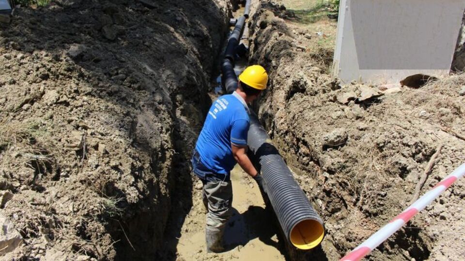 Kumluca Göllü'ye yeni kanalizasyon hattı
