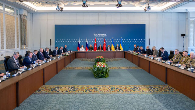 Ukrayna-Rusya görüşmesi İstanbul'da