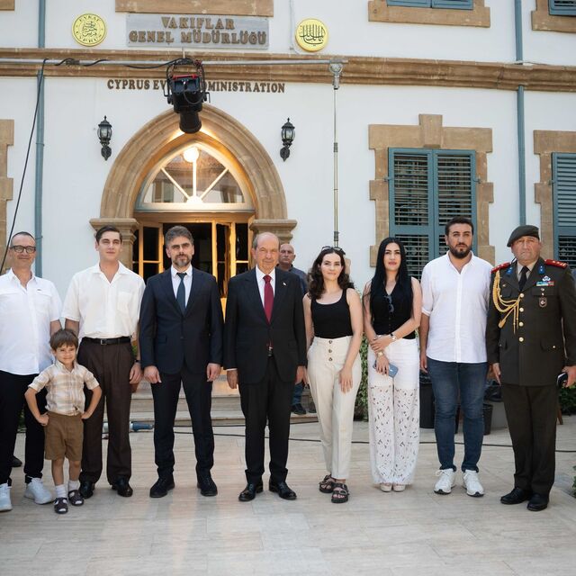 Cumhurbaşkanı Tatar'dan set ziyareti