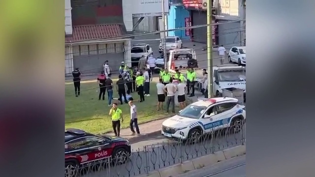 Şiddete karşı çıktı, vuruldu!