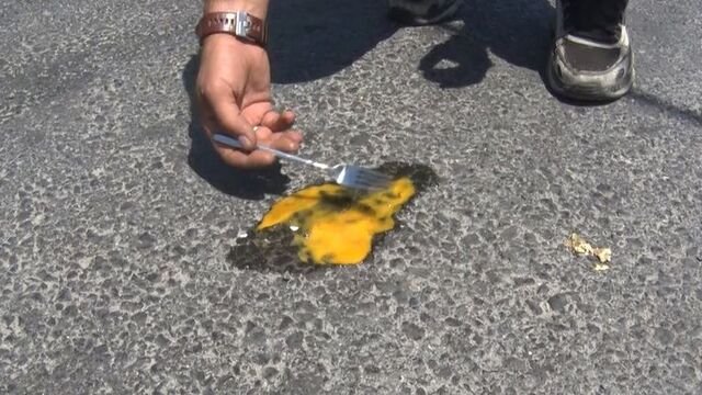İstanbul'da asfaltta omlet!