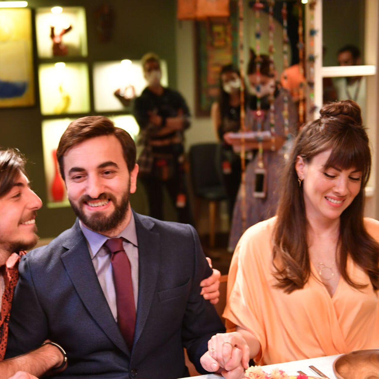 Aykut Enişte 2 filmi konusu