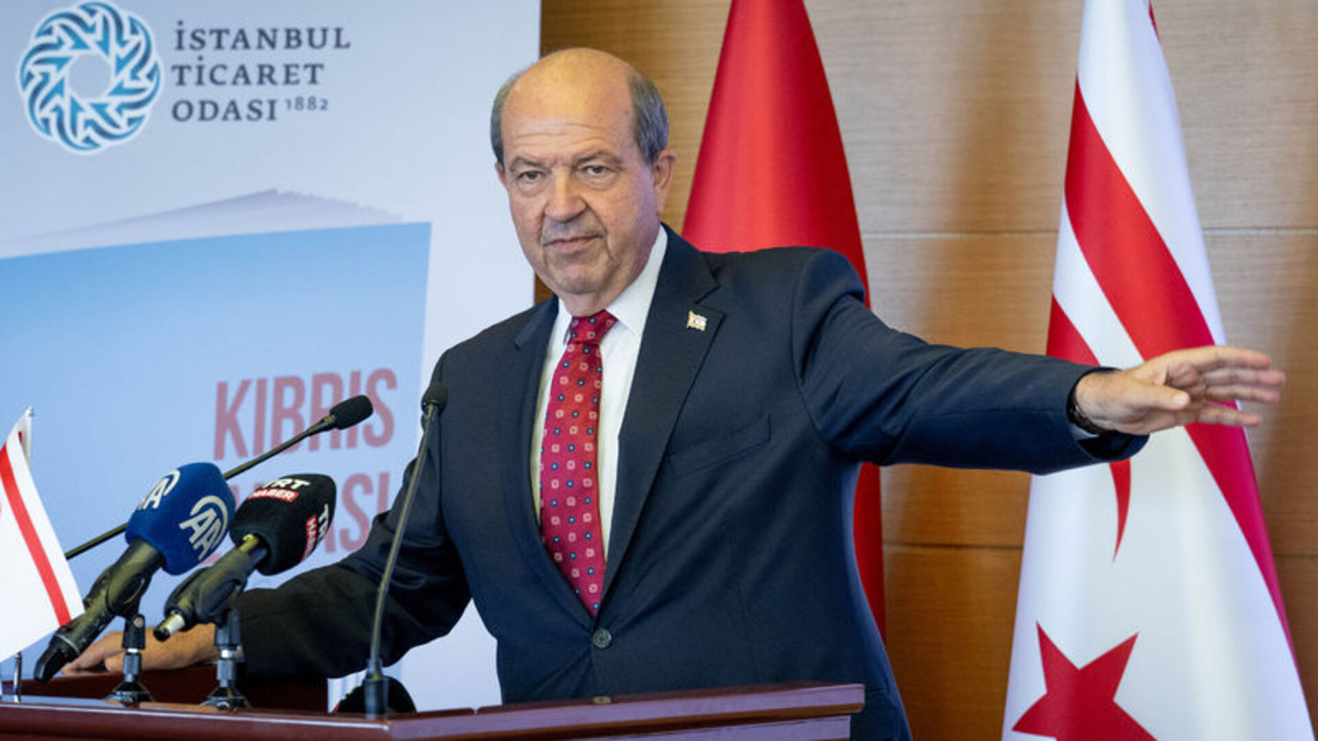Kıbrıs Sorununda Çift Devletli Çözüm: Tatar'dan Kritik Açıklamalar!