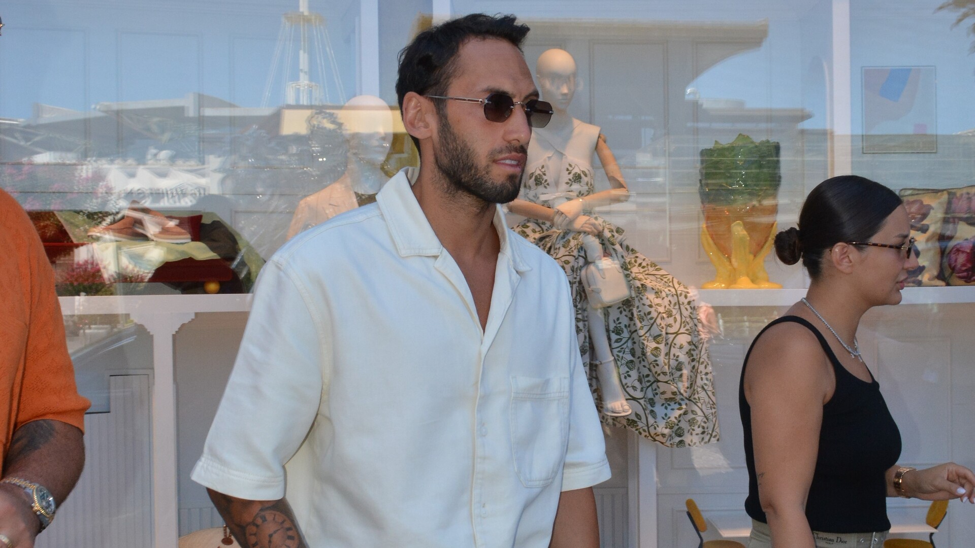 Hakan Çalhanoğlu İstanbul'da! Taraftarları Coşturan Görüntüler