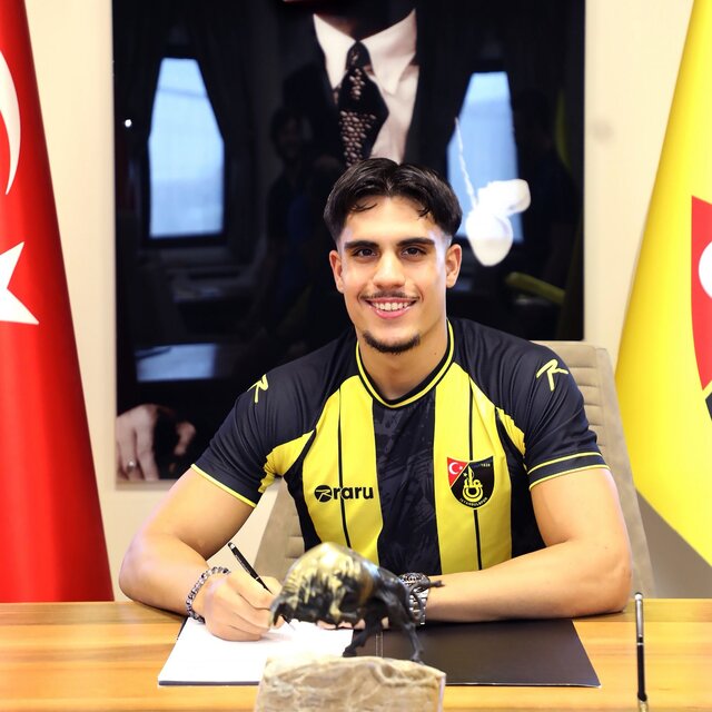İstanbulspor, genç stoperi açıkladı!