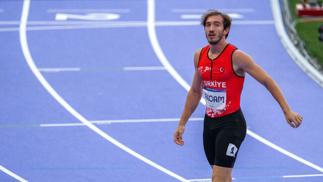 Berke Akçam'dan Almanya'da altın madalya!