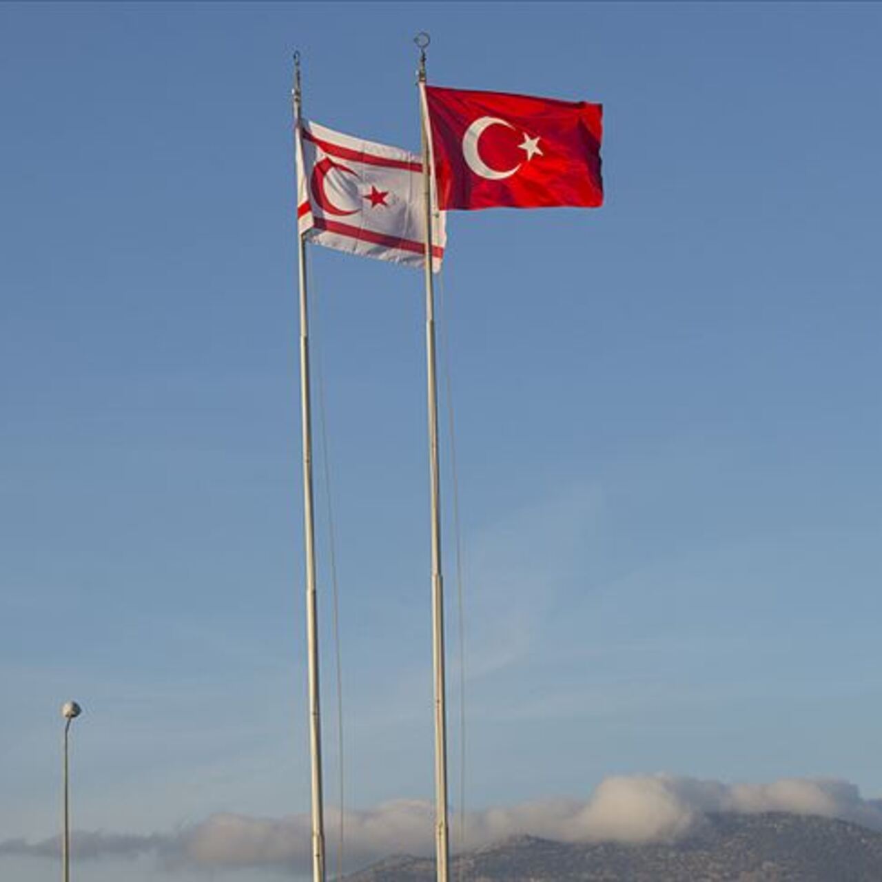 KKTC'de aşırı sıcaklar nedeniyle dışarıda çalışma yasağı