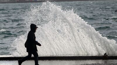 Kuvvetli rüzgar uyarısı! Bu bölgeler dikkat