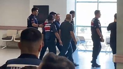 Muhittin Böcek hastaneye kaldırıldı