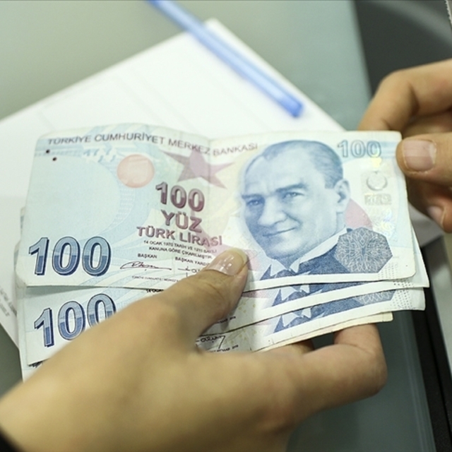 İzin parası çalışırken alınamaz