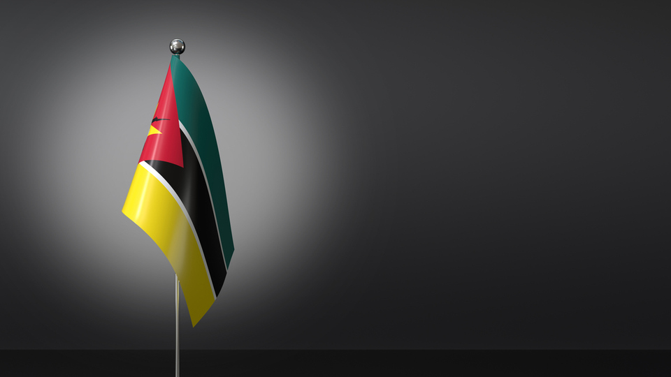 Mozambik bayrağı nedir?
