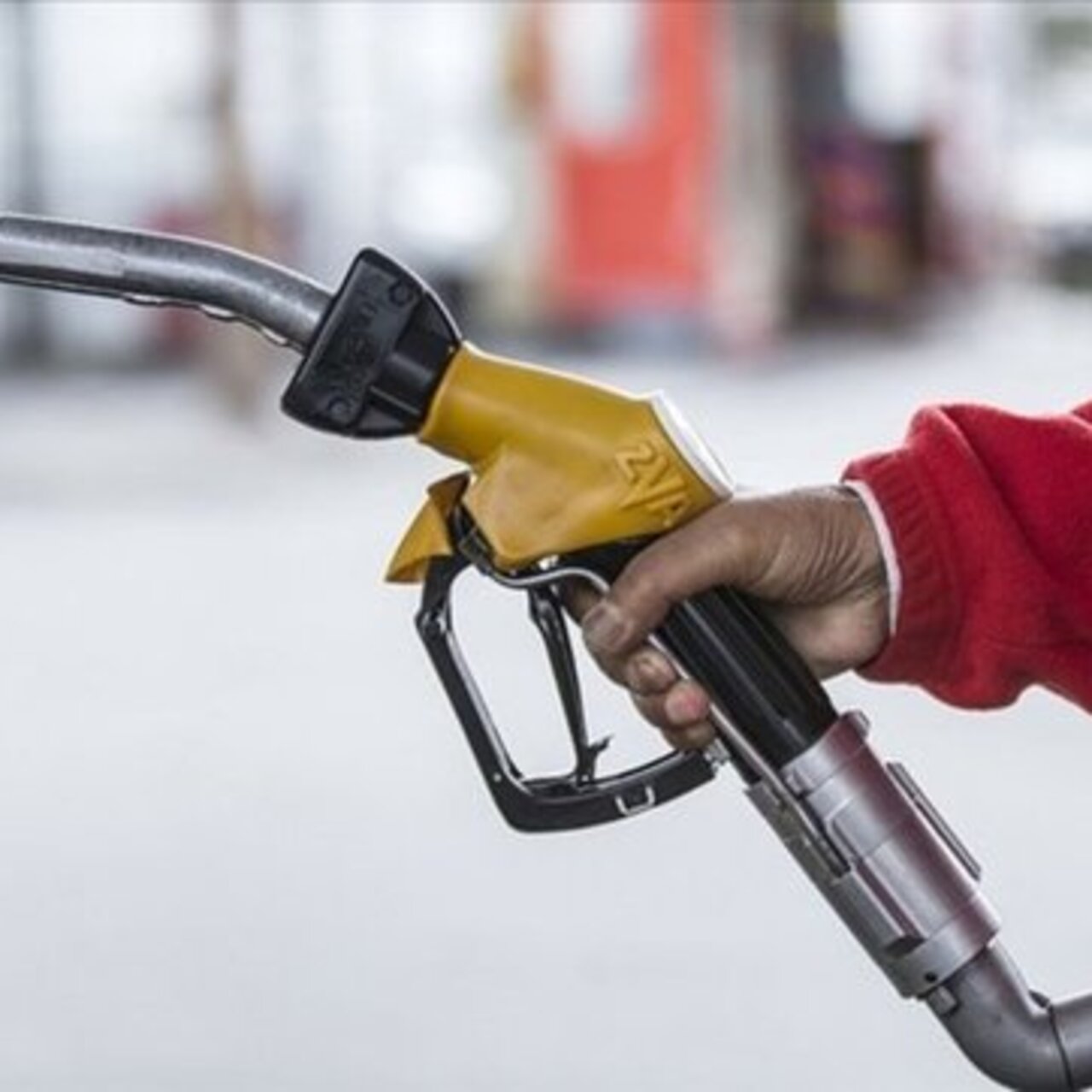 LPG'ye zam geldi, tabela değişti! 