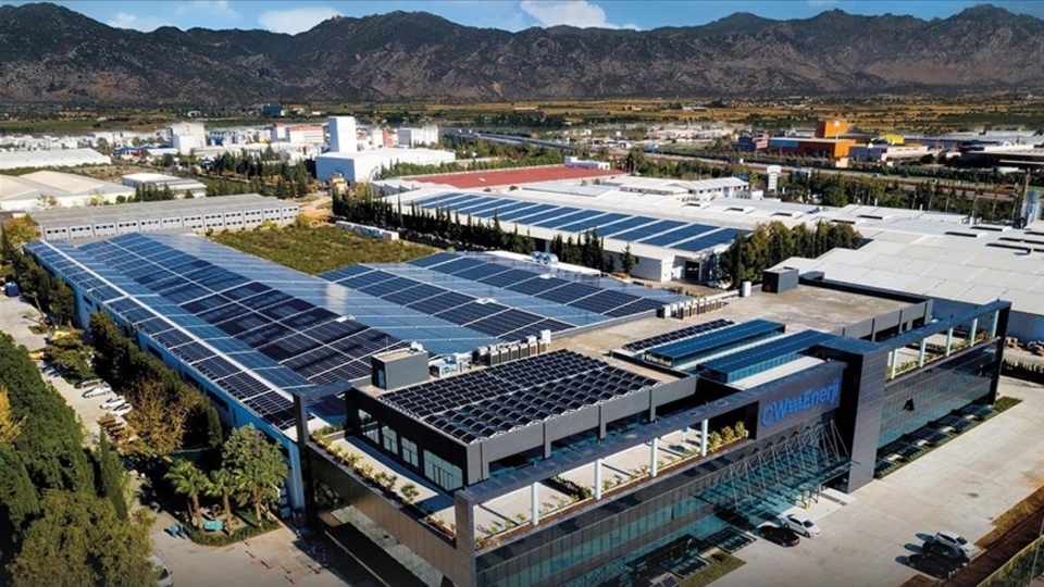 520 milyon dolar yüksek teknolojili güneş ekipmanı yatırımı