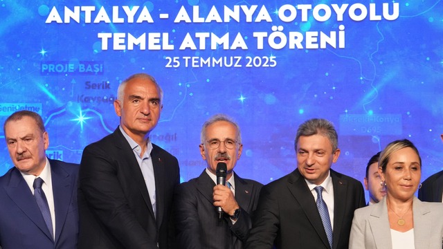 Antalya-Alanya Otoyolu'nun temeli atıldı