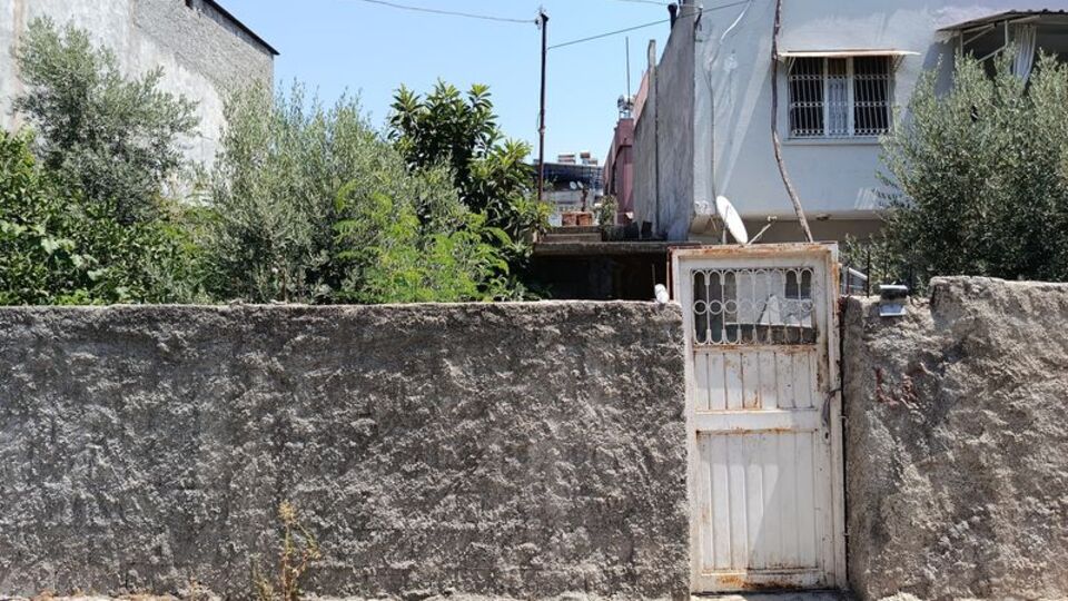 Annesini öldürdü, 112'yi aradı!