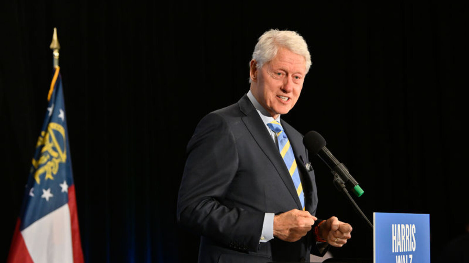 Jeffrey Epstein'in Gizemli Doğum Günü Defterinde Bill Clinton'ın Mesajı Ortaya Çıktı!