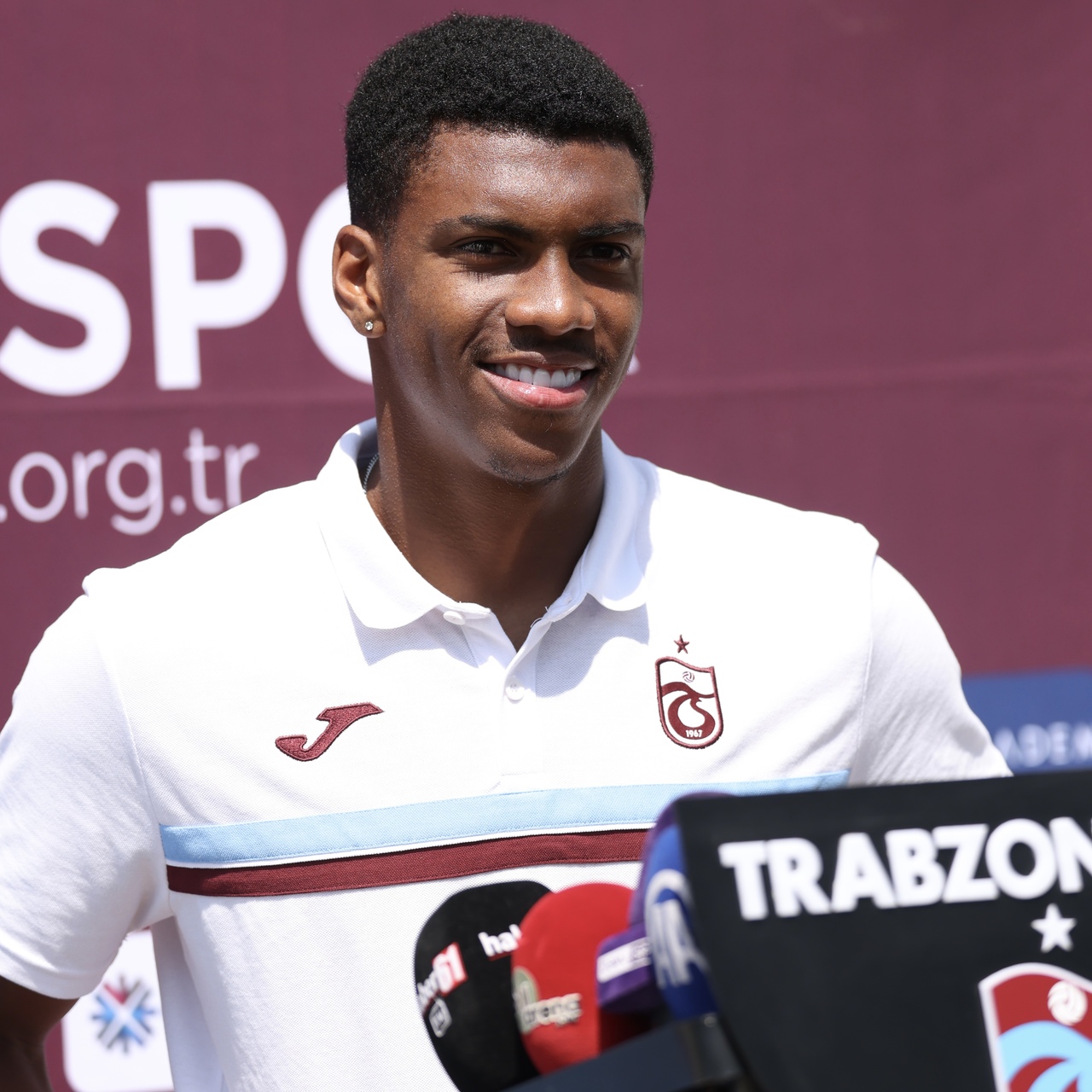 "Amacım her zaman Trabzonspor'a yardımcı olabilmek"
