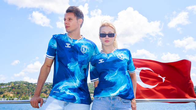 Samsunspor'dan Atatürk temalı forma