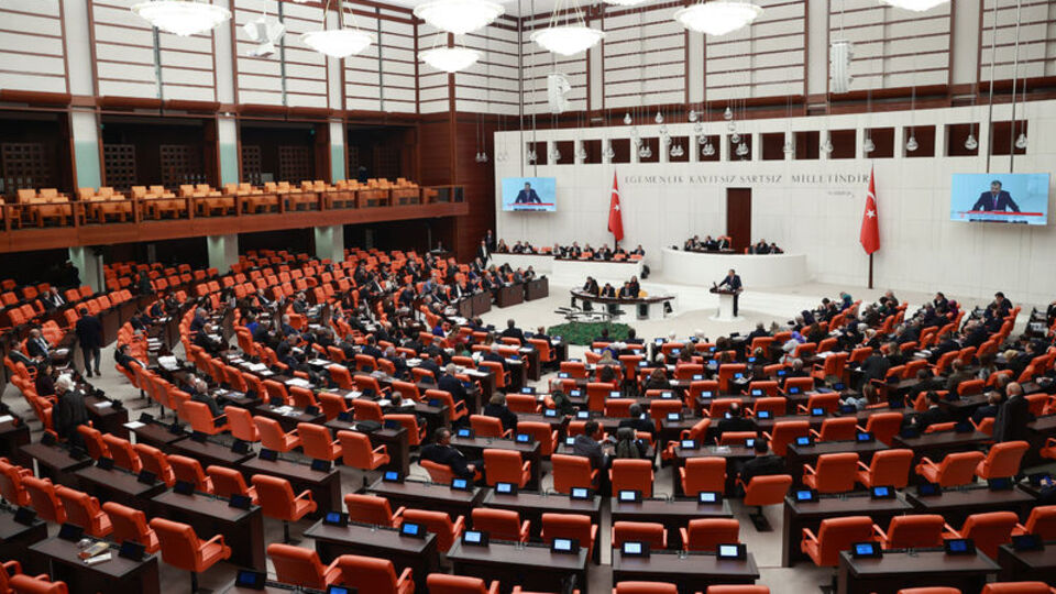 Kurtulmuş'tan siyasi partilere yazı