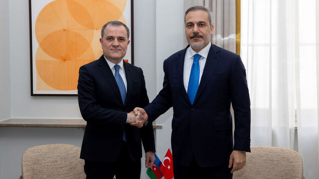 Bakan Fidan Bayramov ile görüştü