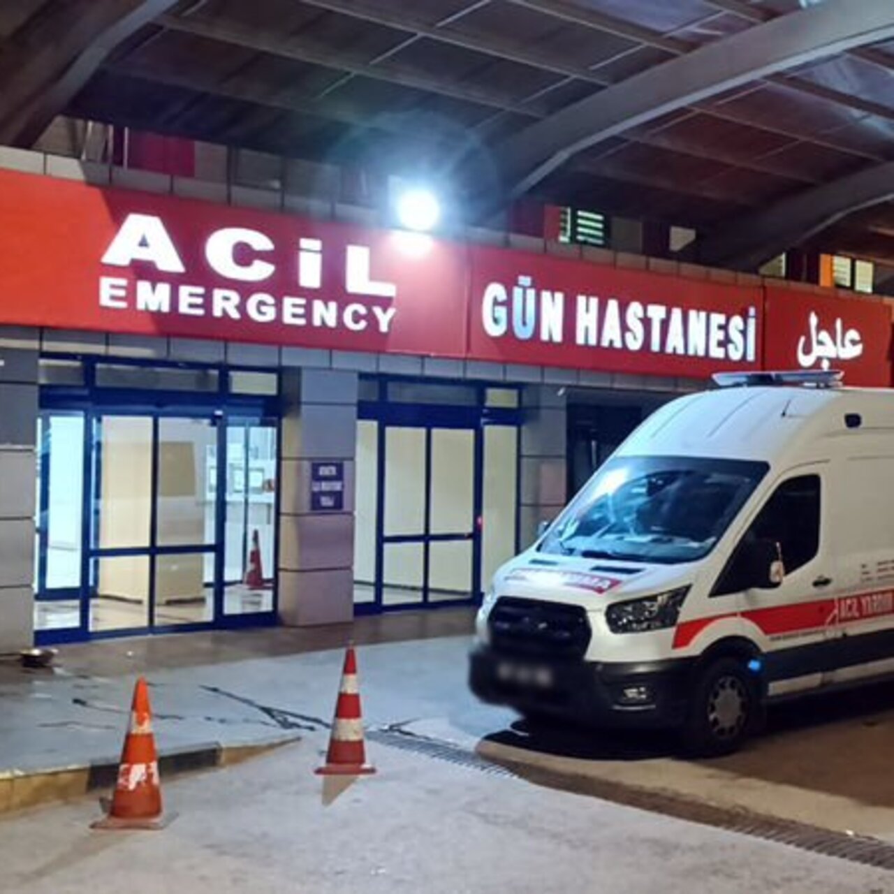 Altın hırsızları polise ateş açtı: 4 polis yaralandı