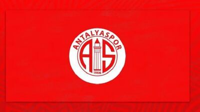 Antalyaspor'dan 8 imza birden!