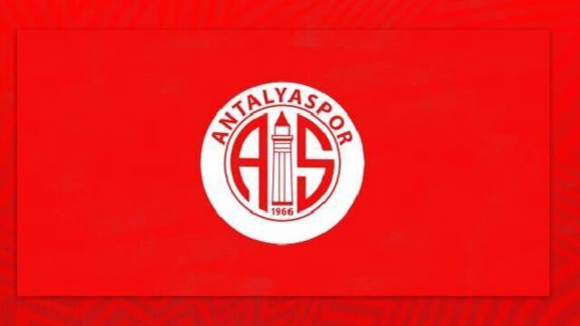 Antalyaspor'dan 8 imza birden!