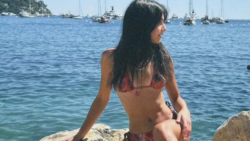 Fransa kıyılarında tatil pozları