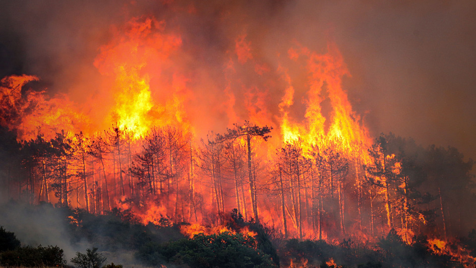 Orman yangınlarında 3 kişi tutuklandı