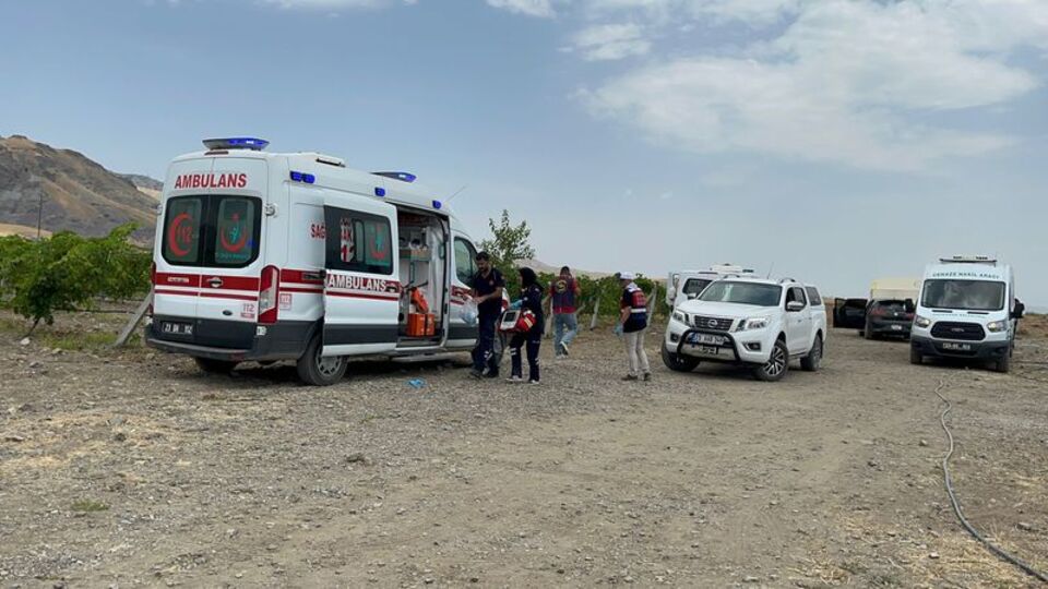 Havuzda facia! 1'i kadın 2 can kaybı!