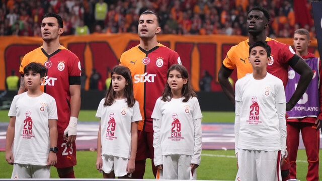 Galatasaray iki isimle nikah tazeledi!