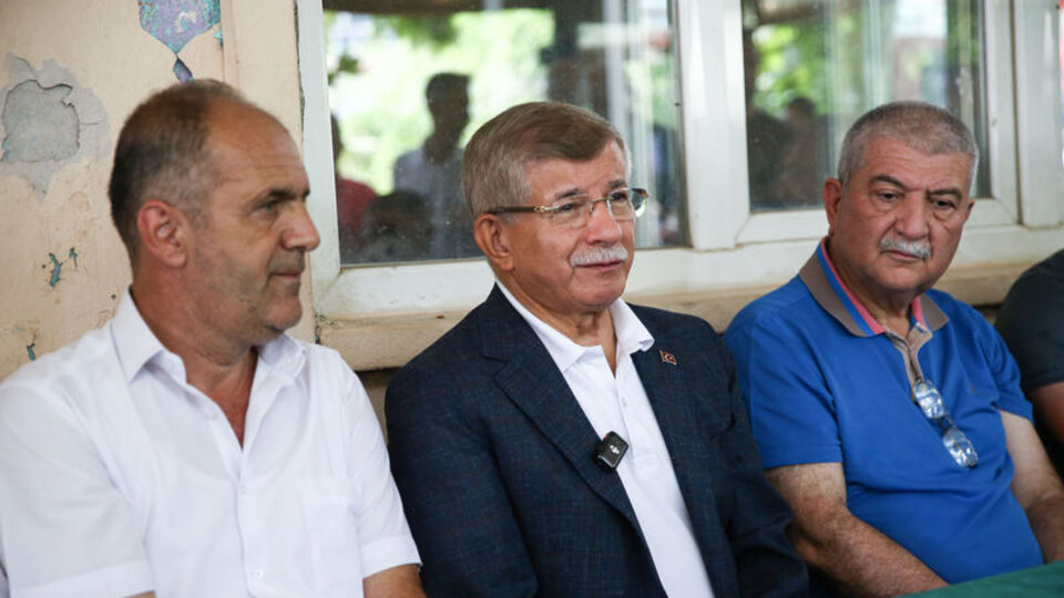 Davutoğlu: Milli seferberlik ilan edilmelidir