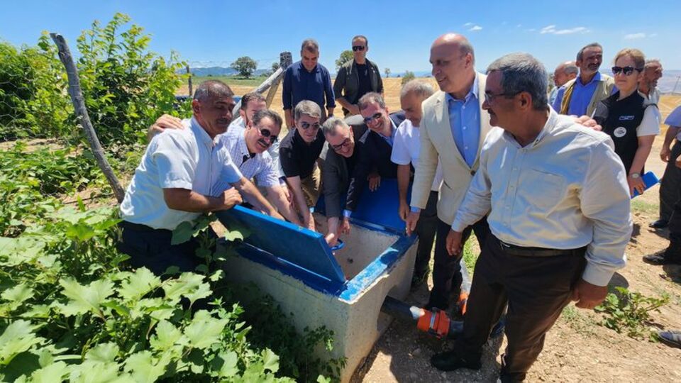 Suluova'da kapalı sistem sulama tesisi açıldı