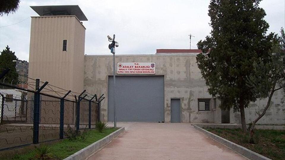 Öcalan'a aile ziyareti