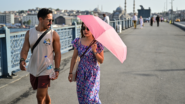 Hava sıcaklıkları mevsim normalleri üzerinde
