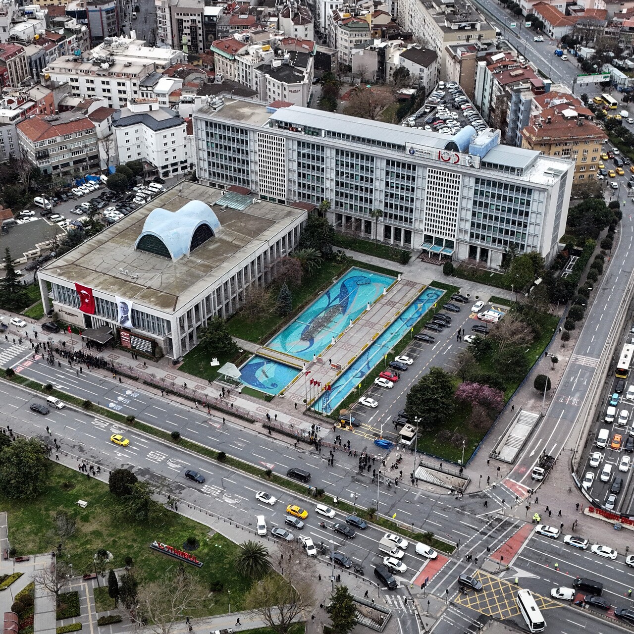 Yolsuzluk soruşturması: 25 gözaltı kararı daha