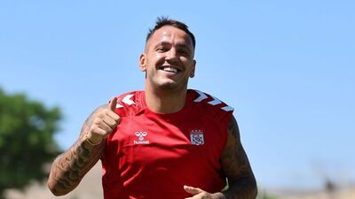 Al-Sharjah, Rey Manaj'ı kadrosuna kattı!