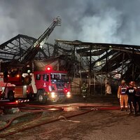 Çekmeköy'de fabrika yangını!
