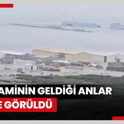 Tsunaminin geldiği anlar böyle görüldü
