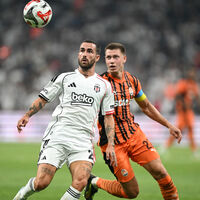 Beşiktaş zoru başarmak için sahada!