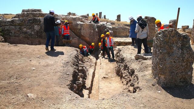 Zerzevan Kalesi'nde 1800 yıllık keşif