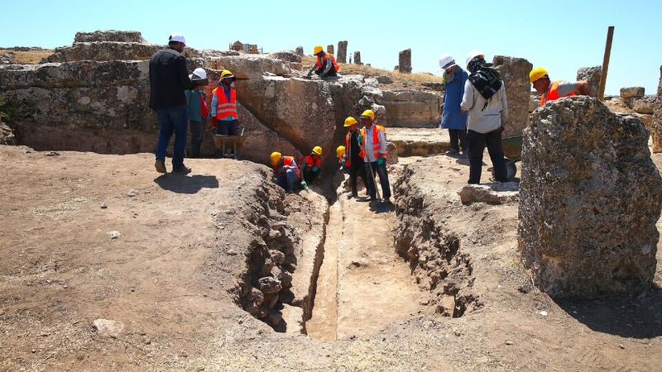 Zerzevan Kalesi'nde 1800 yıllık keşif