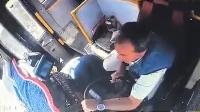 Otobüstekileri son anda yolcu kurtardı!