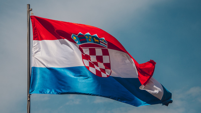 Hırvatistan bayrağı nedir?
