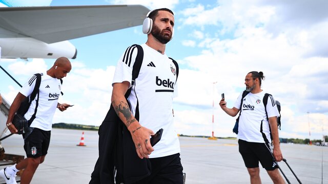 Beşiktaş, Shakhtar maçı için Polonya'ya gitti!