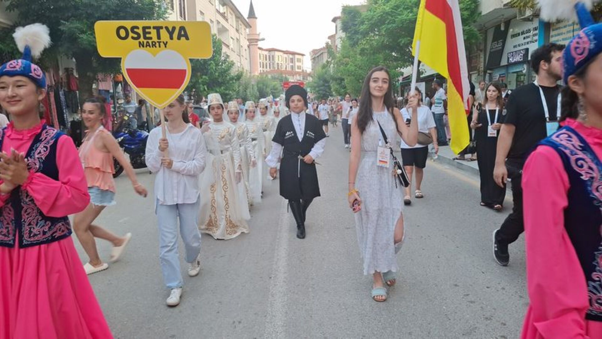 Beypazarı'nda Renkli ve Lezzetli Bir Festival Başladı! Uluslararası Beypazarı Festivali'ne Davetlisiniz