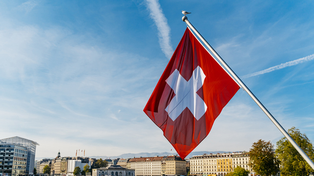 İsviçre bayrağı nedir?