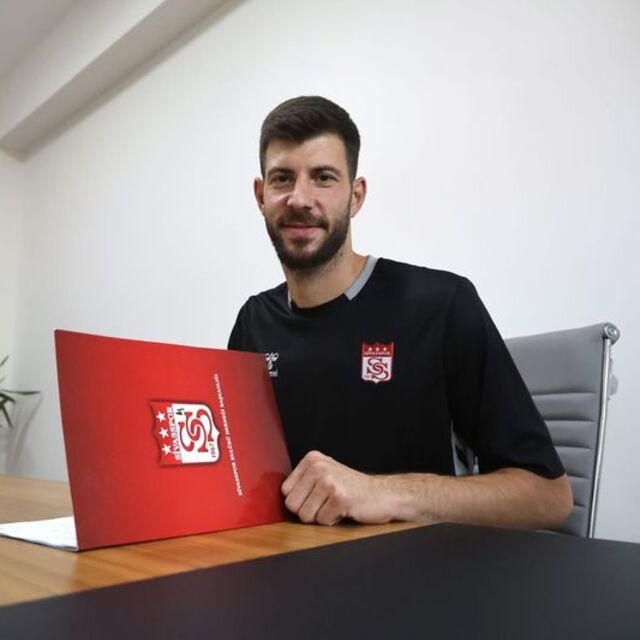 Sivasspor'dan kaleye takviye!