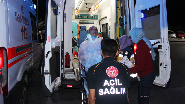 Gürültü uyarısında bulundu, göğsünden bıçaklandı!